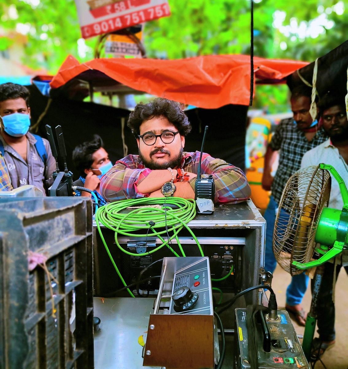 The Magic 😊 🔥❤️
#filmmaking #dop #cinematographer #cinephile #indiancinema #tamilcinema #regionalfilms #shootingset🎥🎬 #filmproduction #middleclass