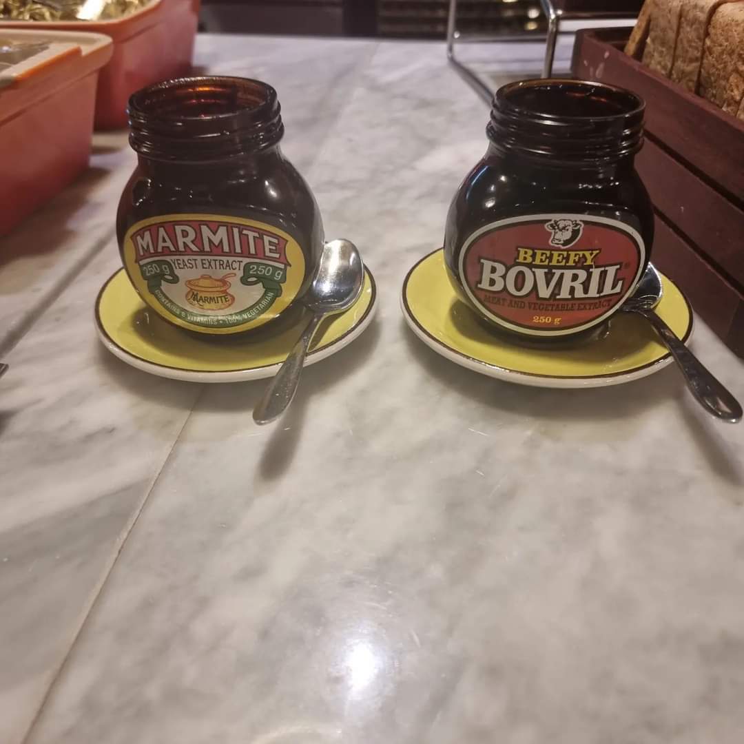 I was presented with this false dichotomy over breakfast this morning.

The answer was obvious- none of the above, duhuh

#AllStinkisStinky 😑