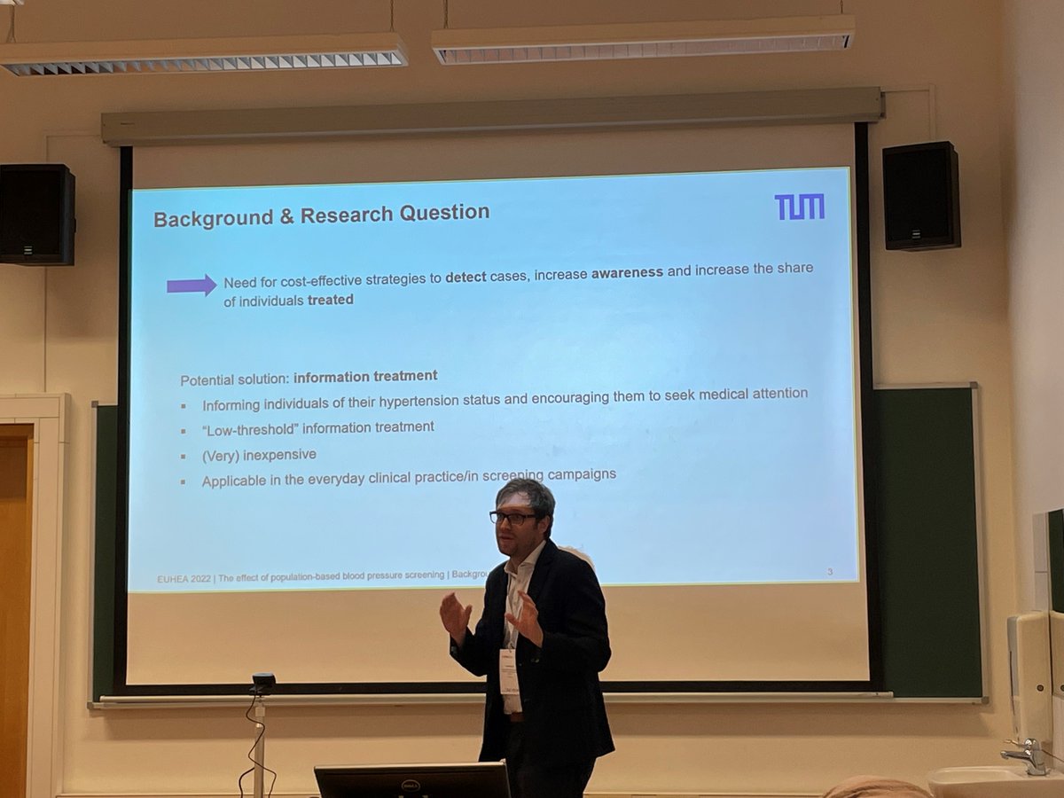 TUMPublicHealth's tweet photo. 4⃣ @ellaxiii additionally presented the results from a regression discontinuity #RDD #causalinference study assessing the effect of population-based blood pressure #screening on long-term cardio-metabolic morbidity and mortality!🖥️(forthcoming) https://t.co/gpxk2GouTO