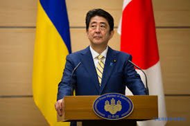 Абе Шіндзо, найвидатніший експрем’єр Японії, а також союзник України та Тайваню, після поранення найманим вбивцею, помер у лікарні.

«Випадкова» смерть, яка дуже вигідна Китаю та Росії…