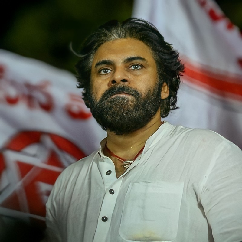 Box_Office_BO's tweet photo. Pic of the Day. @PawanKalyan https://t.co/OIC5sBraui