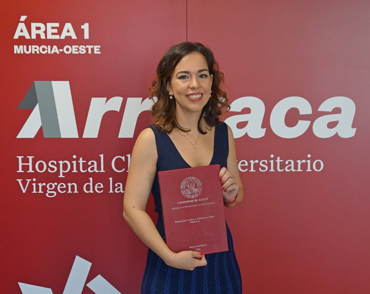 🎓👧🏽Marta Tovar Pérez, médica de Radiodiagnóstico, defiende su tesis “Elastografía tiroidea en pacientes en edad pediátrica” con resultado de sobresaliente cum laude👏🏽👏🏽👏🏽 ¡¡¡Enhorabuena!!! #Area1Arrixaca