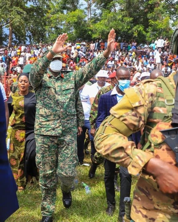 BorninAfrica6's tweet photo. The Muhoozi Army is Unstoppable undefeatable unshakable unstoppable unstoppable unstoppable.

Gen Muhoozi Kainerugaba is the next President of Uganda 2026 and beyond. https://t.co/jhkOUVeAUu