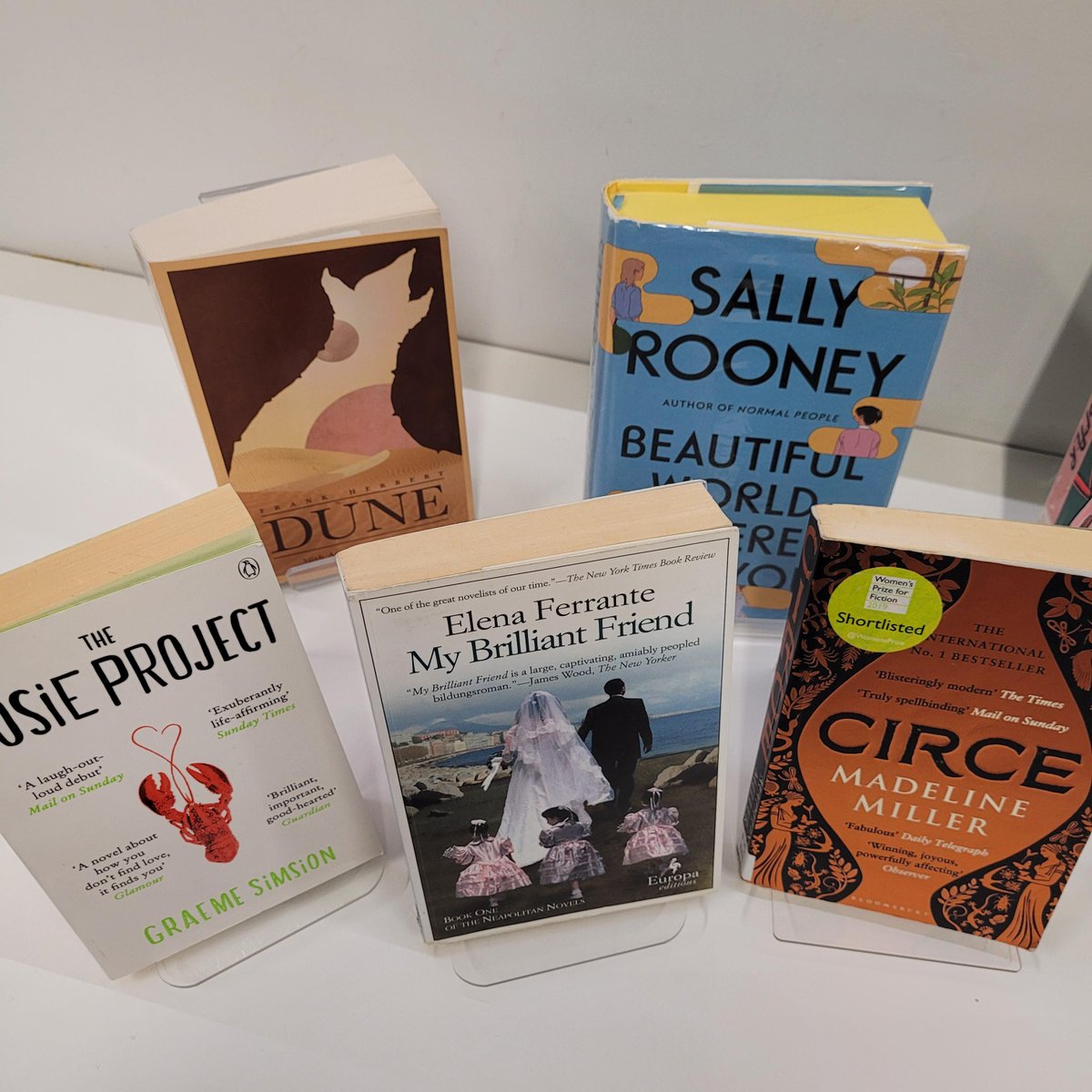 COGCLibraries's tweet photo. Looking for a Summer Read? We have a great selection of fiction at City and Riverside Libraries. Pay us a visit this Summer and browse our wide range of books or search the Library Catalogue: https://t.co/bSV5KvBIKQ.
#COGCLibraries #CityLibrary #RiversideLibrary https://t.co/xm6jhO1TqH