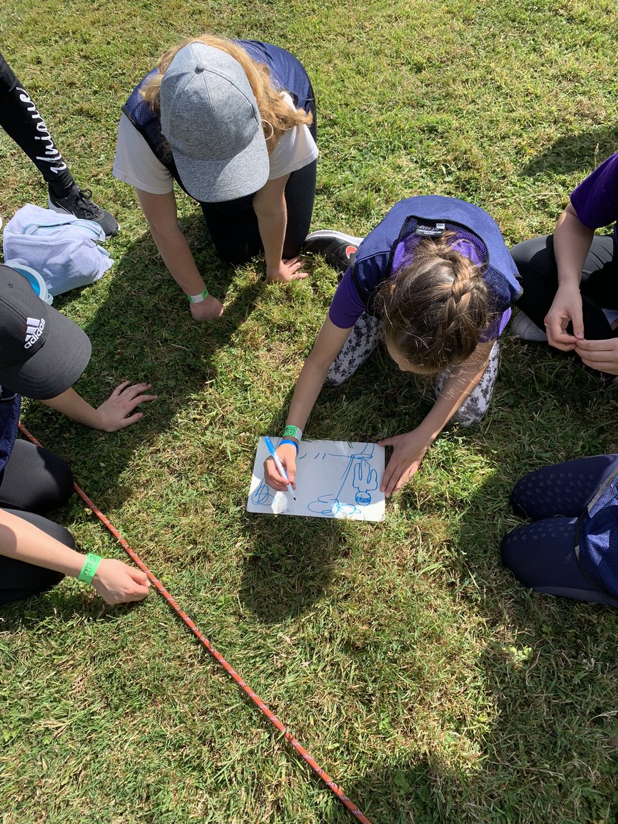 econbusNHS's tweet photo. Year 8 getting to grips with some  problem solving #greymatterworking #wecan @NorthamptonHigh @NHS_Sport https://t.co/HaJ9Wu5E1j