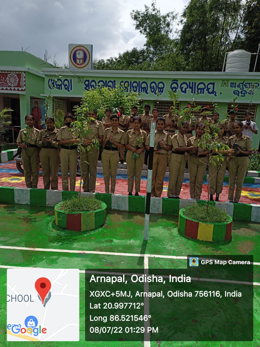 OdishaSeven's tweet photo. #NationalCadetCorps 
#SaveTheTree 
#SaveTheNature

Plantation carried out by Cdts &amp; ANO of  Okara High School/ 7(O) Bn NCC Bhadrak at the School premises.

@kalinga_sagar 
@utkalpride 
@OdishaSeven 
@SinghKsanta https://t.co/ehXSQV6lHO