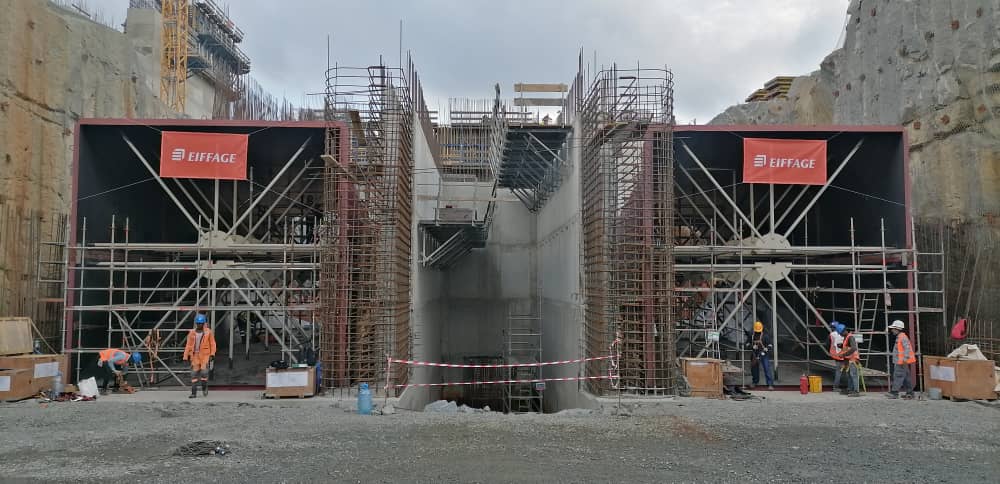 safechaf's tweet photo. RCG CI for Eiffage Energie Jul 2022
✅Client: RCG CI
✅Activity Sector: Energie
✅Date: Jul 2022
✅Operation scale (m² / ton): 20 Tons
✅Category: Scaffolding
✅Location: Singrobo Ivory Coast
#safechaf #scaffoldingservices #lightweight #metalconstruction #scaffoldings https://t.co/WSNVbYI5Qn