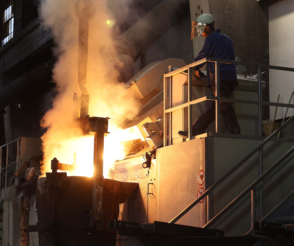 MyABPInduction's tweet photo. Mit Elektrosintern unabhängig von der Gasmarkt-Entwicklung: https://t.co/UHgW23rHsU

#sintern #giesserei #erdgas #gas #gasmarkt #induktionsofen #metallverarbeitung https://t.co/YhG5SRRlRA
