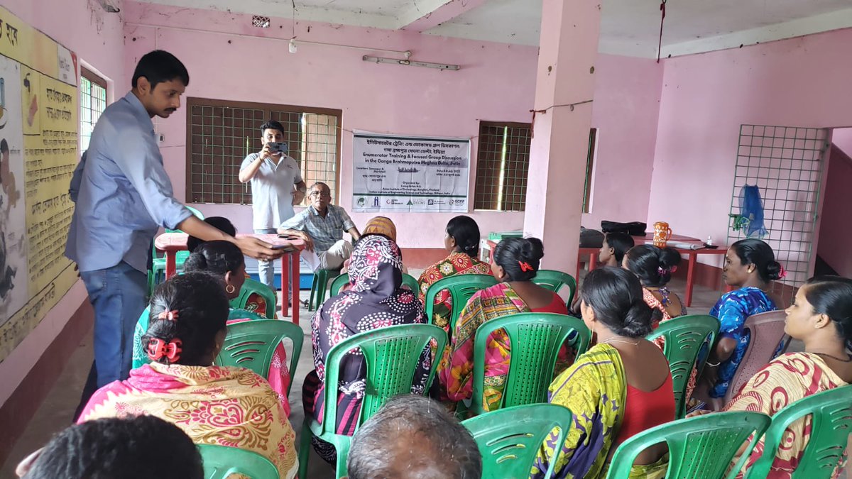 livingdeltas's tweet photo. #FieldUpdate
Focused Group Discussion with the #Women of #Jharkhali. #Snaps of the discussion and interviews from the field.
#AIT #IIEST #GBM #Sundarbans #LDH #India https://t.co/spQWBPdN9e