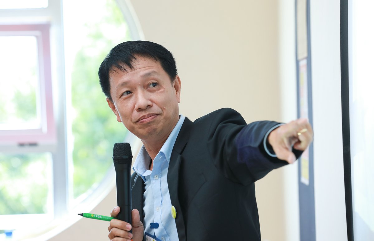 'With the #TPGS project, we hope to improve smallholder chicken farmers’ livelihoods by making available high producing farmer-preferred chicken genotypes.' 

- Chhay Ty, LDC, Cambodia