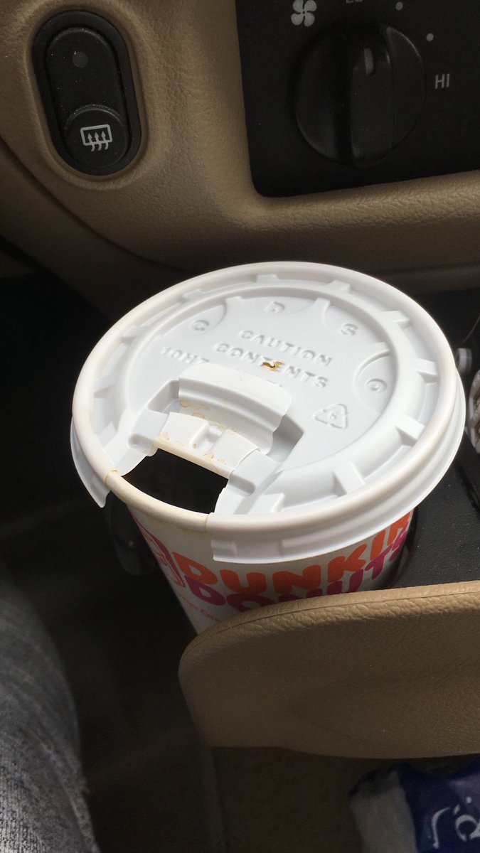⁦<a href="/DunkinDonutsKSA/">دانكن السعودية</a>⁩ ⁦<a href="/Dunkincareksa/">خدمة عملاء دانكن</a>⁩ متى ترجعون الاغطيه هذي 🥹؟