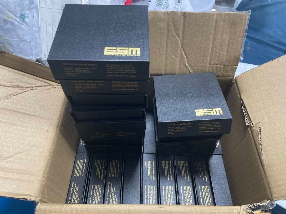 We have something special for the winners of the PRO Circuit CUP II 🏆 ... but the best is inside of the box 💙 Stay tuned 😉

#Arma3eSports #Arma3 #WhereTheChallengeBegins