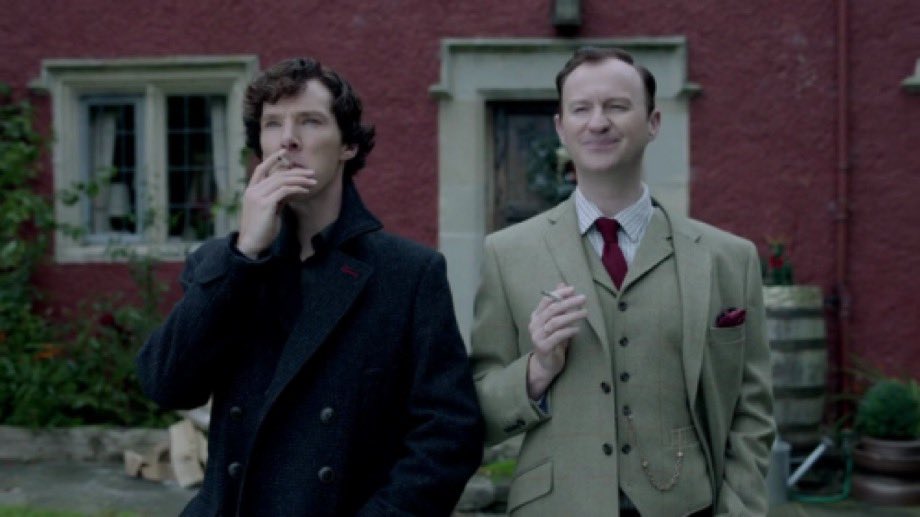 S : 마이크로프트, 할 말이 있어 

M : 그래 동생아 헌데 내가 지금 조금 바쁘니 결론만 말하지 않을래? 

S : 나 결혼해 

M : ... 처음부터 말해봐