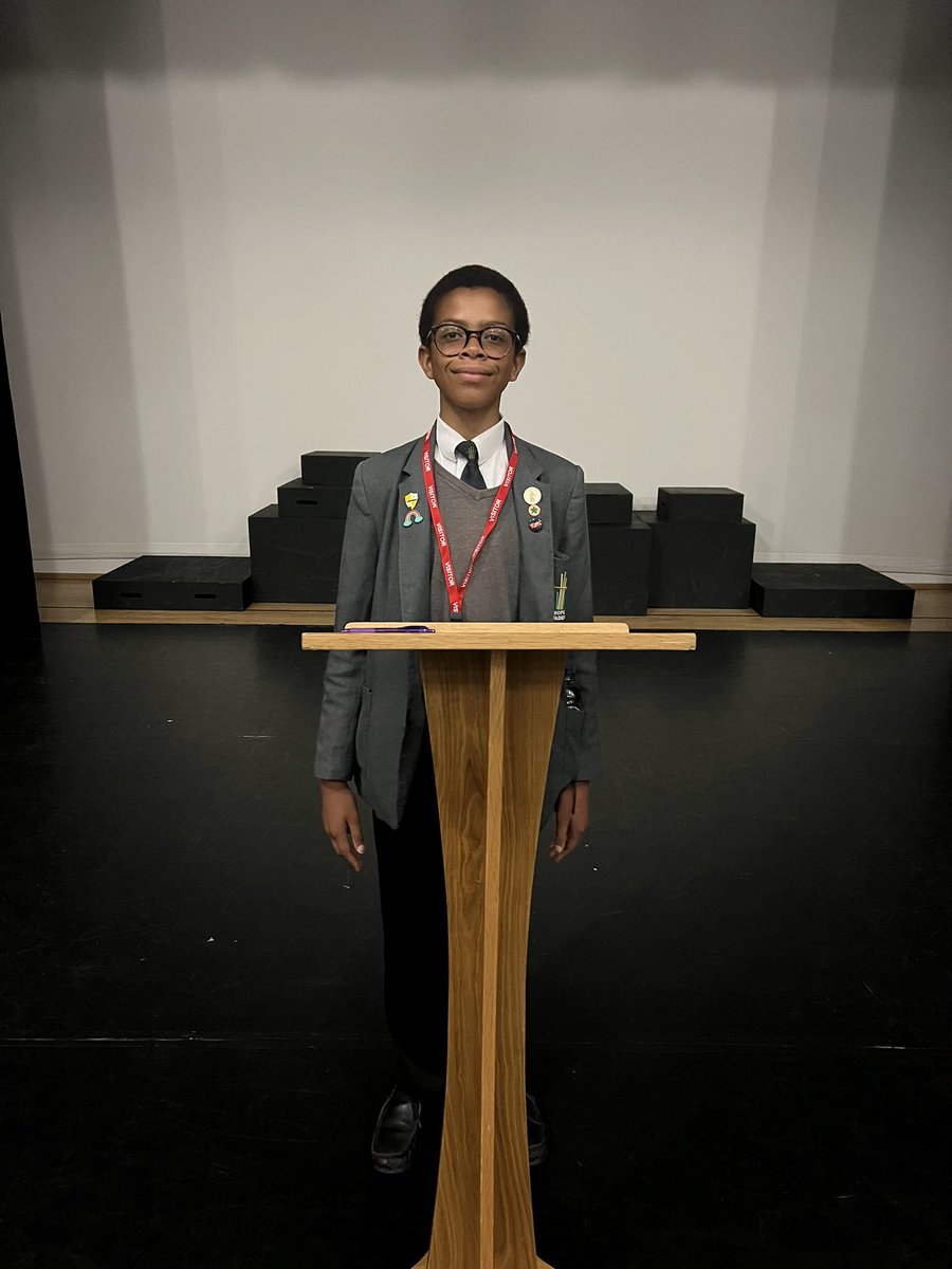 Miss Green 👩🏽🏫💚 tweet media