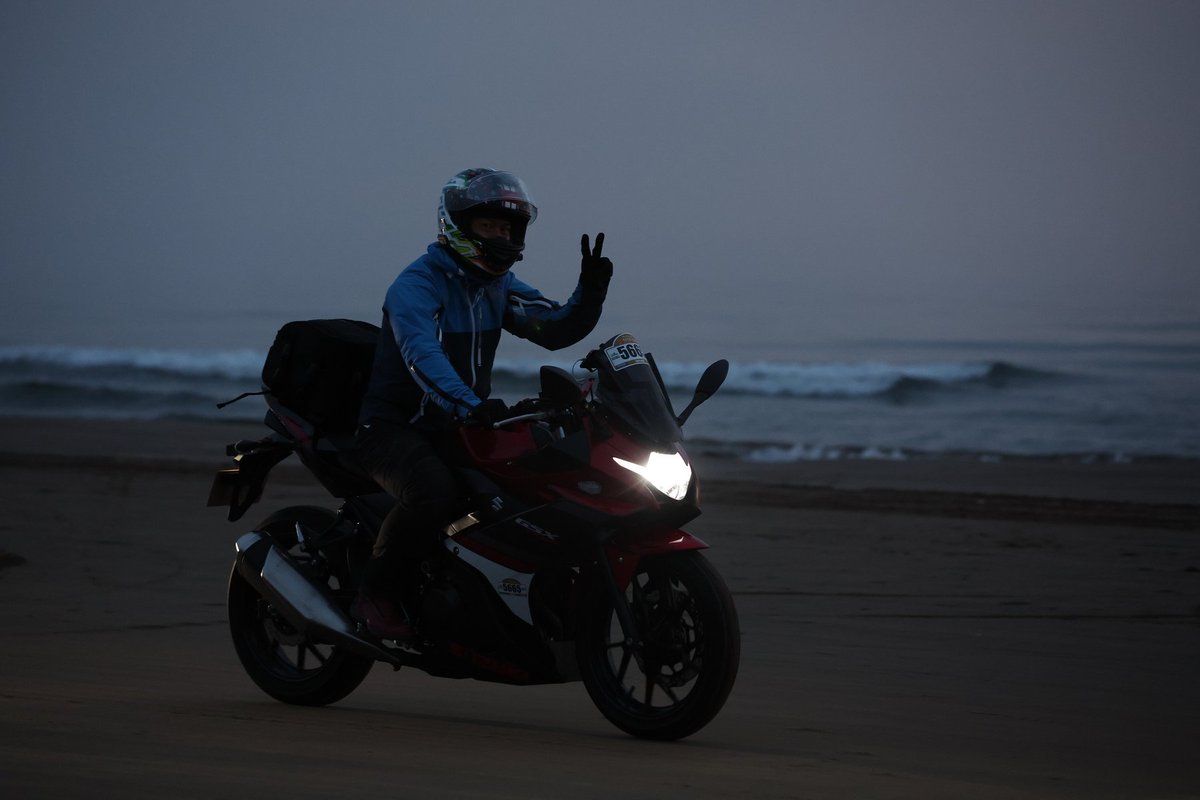 NOJIMAXRACING's tweet photo. 名前：世紀末敗者＠チャッキー・こけし
性別：♂
年齢：33
住み：岡山
身長：168
愛車：GSX-250R
足つき：母趾球
好き：ダンベル
一言：この年になって初めて筋トレで怪我しました🥺
 #バイク乗りとして軽く自己紹介
#バイク乗りと繋がりたい https://t.co/mqu1pRx3on