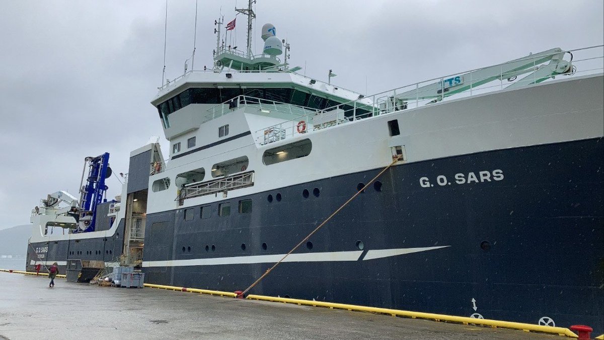Eco-Safe Ridge Mining Project (@ecosaferidge) on Twitter photo It's that time of year again and we're getting ready to depart to AMOR! Watch this page for updates on the expedition activities as we survey vent fields along the Ridge.
@CDeepSea @VentSeepFauna <a href="/DeepSeaEoghaney/">Dr. Eoghan P. Reeves</a> <a href="/DeepSea_Stokke/">Runar Stokke</a>
Photo credit:<a href="/TorsetStian/">Stian Torset</a> It's that time of year again and we're getting ready to depart to AMOR! Watch this page for updates on the expedition activities as we survey vent fields along the Ridge.
@CDeepSea @VentSeepFauna <a href="/DeepSeaEoghaney/">Dr. Eoghan P. Reeves</a> <a href="/DeepSea_Stokke/">Runar Stokke</a>
Photo credit:<a href="/TorsetStian/">Stian Torset</a>