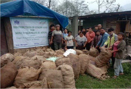 AgriGoI's tweet photo. Planting Material Distribution in Sikkim to FPCโs for MOVCDNER Phase-III by SOFDA was undertaken @nstomar @ShobhaBJP @KailashBaytu
@Sampraveen0406
#movcdner #movcdnersikkim #plantingmaterial #organicfarming
#seedplanting #Farming #Globalagriculture #sustainableagriculture https://t.co/FVHPSbhd9e