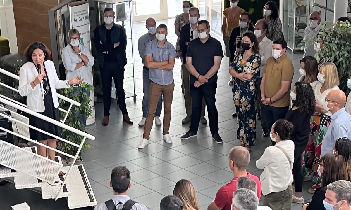 Très heureuse d’avoir pu échanger avec les équipes <a href="/GRDF/">GRDF</a> de Rouen !
Merci pour votre dynamisme et votre engagement en faveur du développement des #GazVerts et de la sécurité industrielle.
#FiertéGazière #GRDFNO