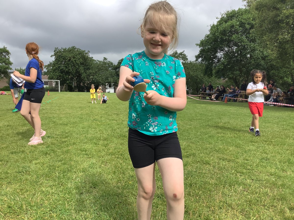 Balladenprimary's tweet photo. Reception class had the best sports day ever! π Thank you to all those involved in organising. We all had an amazing day. #sportday2022 #active #healthy #fun https://t.co/g2YmEWxD3C