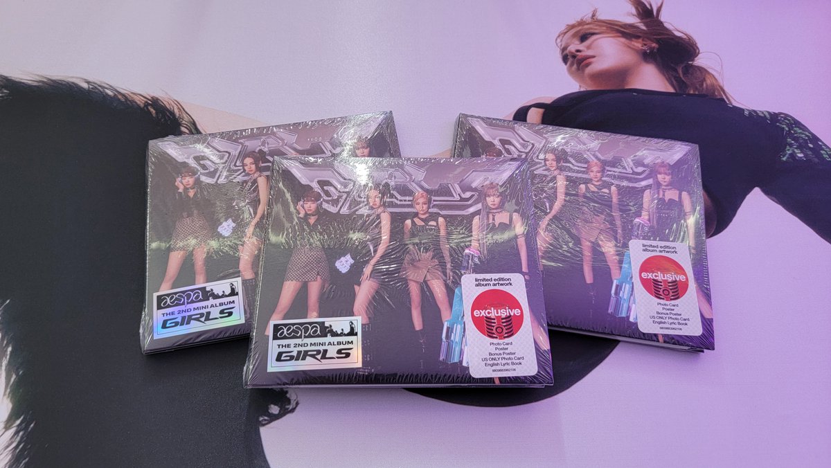 GGUnivers's tweet photo. 🦋🦋🦋🦋 GIRLS giveaway 🦋🦋🦋🦋

- sealed Target exclusive
- RT to enter
- must be following
- shipping worldwide
- Ends July 11 - 8pm eastern 
- giveaway 1 of 3

Model: Ningning
#aespa #aespa_Girls #Girls https://t.co/yidF3Qs012