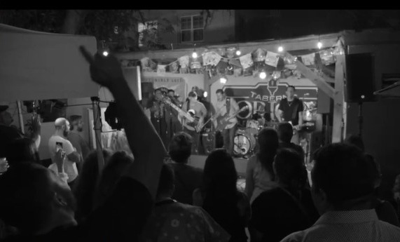 inconformes_los's tweet photo. ¡Nuevo video musical! Prometen, roban…un gobierno de “RRRatas”. Check it out!
https://t.co/CcFJakG5fw
#LosInconformes #AlbumIV #RRRatas #Ska #SkaPunk #PuertoRico https://t.co/JM5M19z41z