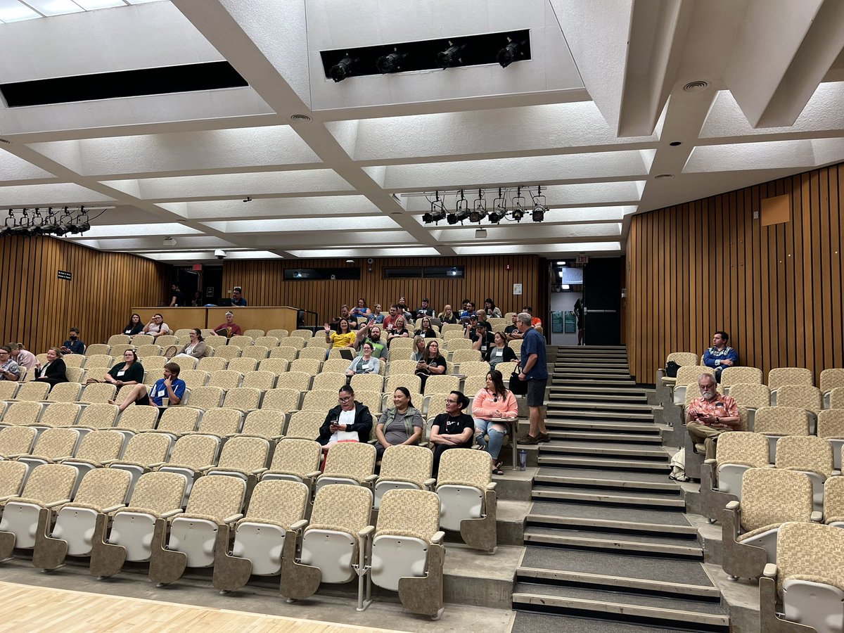 RandolphMacLEAN's tweet image. #SPSC2022 Day 4 is coming to an end with the last session! Another great SPSC is ending, get ready for next year! #relationships101 #leadershipskills #resiliency #Ibettercheck #peanutbutter @eadmspsc @usask @usaskEducation