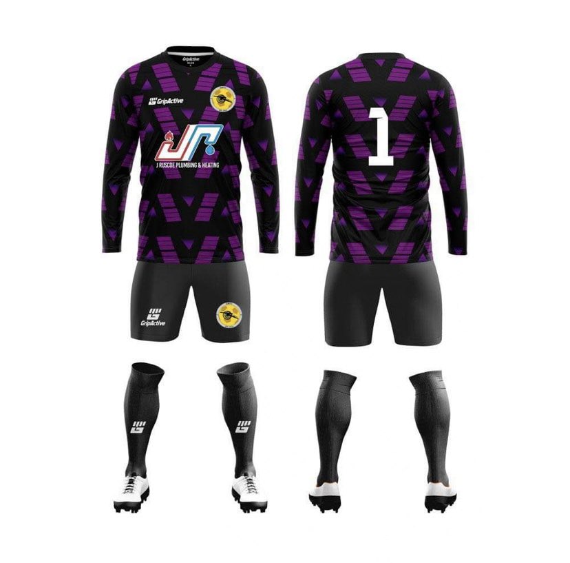 CastleInnFC's tweet photo. Here it is, the new and improved Roaring Meg FC 🔥
Proudly sponsored by J Ruscoe Plumbing &amp; Heating, as well as the highly nutritious pre match food suppliers at Wright’s Bites. @GripActive https://t.co/oXJutNMTov