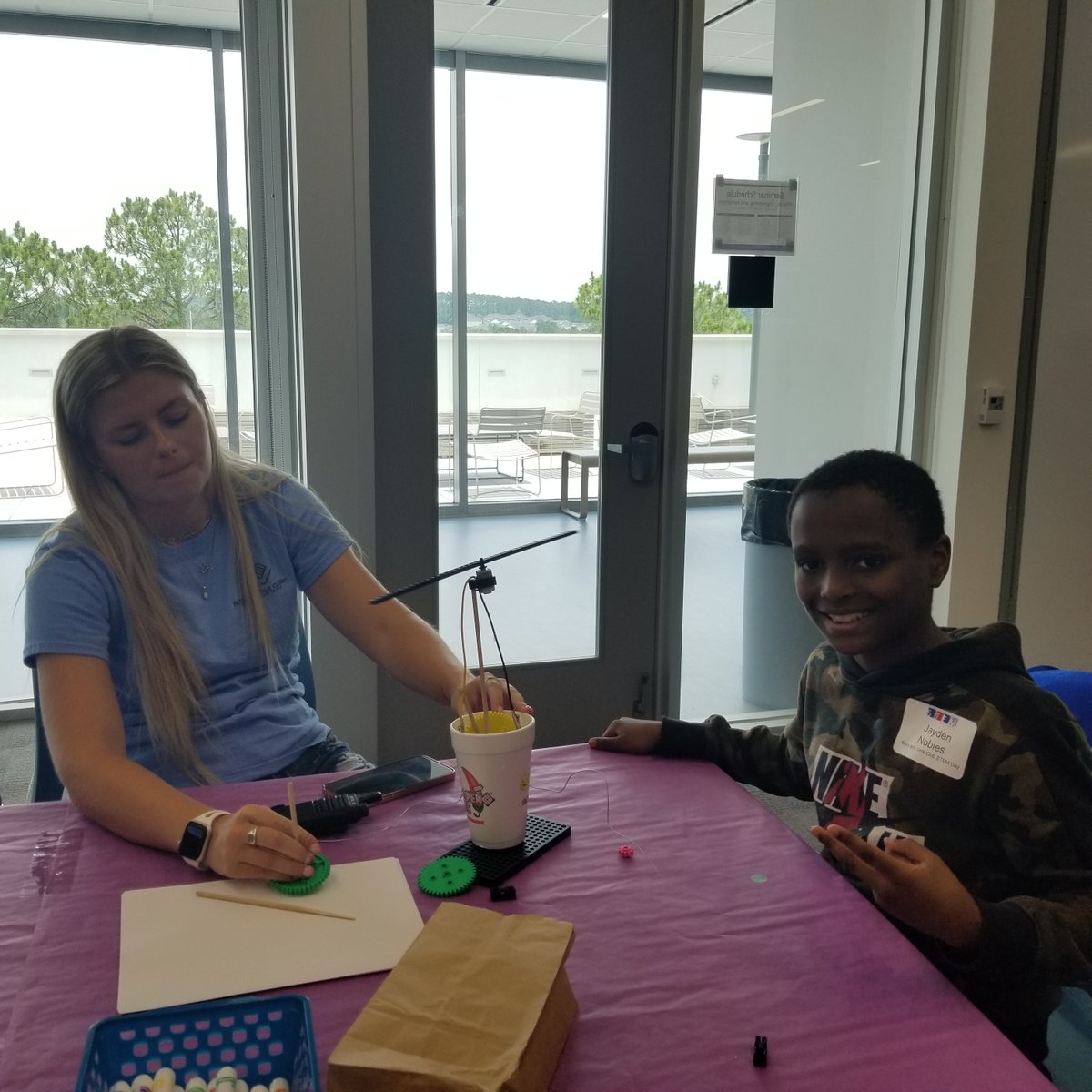SFASTEMcenter's tweet photo. Brooks Quinn Jones Elementary and Fredonia Elementary Boys & Girls Club were Engineers for the day. They enhanced their building skills by designing and creating a wigglebot.
#STEM #sfacolestembuilding #engineering #building #design #robot #boysandgirlsclub https://t.co/d7AMD89XQM