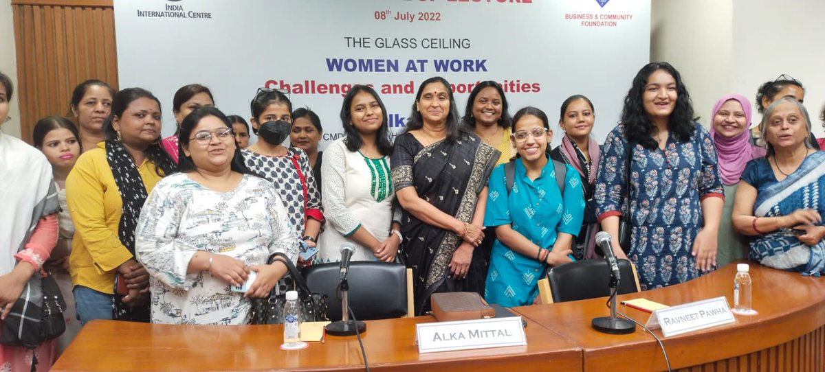 jvbakshi's tweet photo. India ranks 140 out of 156, below Bangladesh (65), Nepal (106), Sri Lanka (116), Bhutan (130), per @wef global gender gap report ‘21. Only Pakistan (153) and Afghanistan (156) came lower.
Pleasure to hear Dr.Alka Mittal, CMD @ONGC_ on solutions driven approaches, at BCF Lecture. https://t.co/Pfy8sAryO3