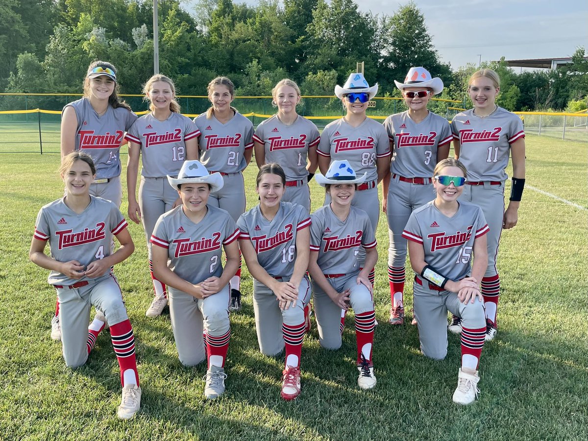 CoachCarah's tweet photo. These little studs are 3-0 in pool play in the 14U division at Great Lakes Nationals in Canton. Bring on bracket play tonight and let’s keep it rolling!

#T2ThatsWho https://t.co/lsTLt3MH1v