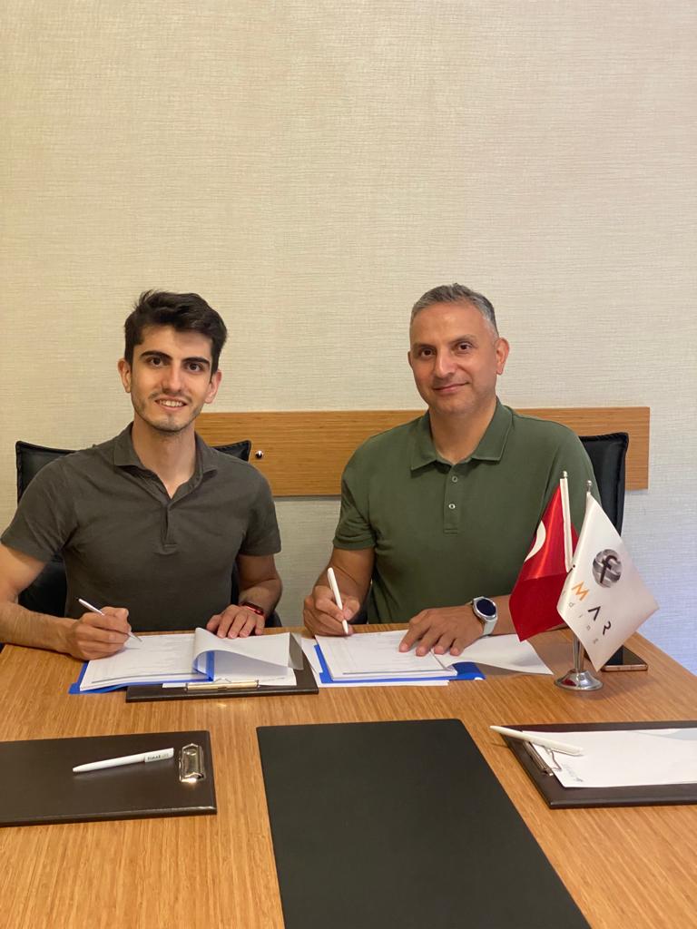 voltaenerji's tweet photo. Fimar Holding bünyesine 2012 yılında katılan Bakraç Süt; Amasya’daki fabrikasında, günlük 300 ton çiğ süt işleme kapasitesiyle üretimini gerçekleştirip, Türkiye genelinde ve yurt dışında sektöre öncülük etmektedir. https://t.co/vORaGlBbbq