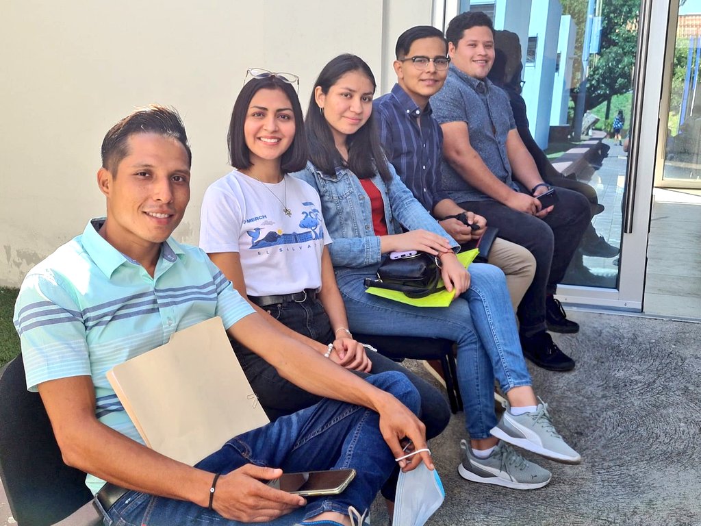 fesfut_sv's tweet photo. 🎙️📹🗒️| ¡Mucho talento y 💙 por @LaSelecta_SLV!

#ElSalvador #CastingSelectaTV https://t.co/dpOULNI0sQ