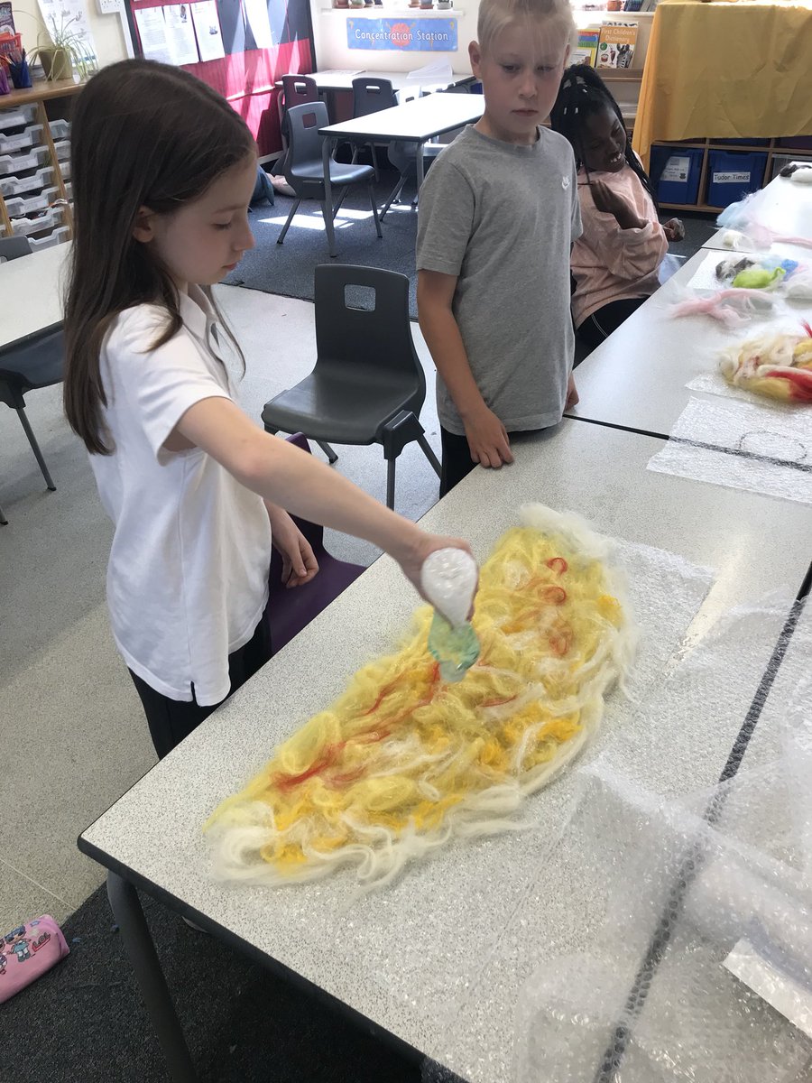ChristchurchP's tweet photo. Year 5 creating a felt Solar System for our day to create! 🌎🌞#Artsmark20 #DayToCreate #ks2art #ks2sciencw @Artsmarkaward https://t.co/oikvQB2MHN