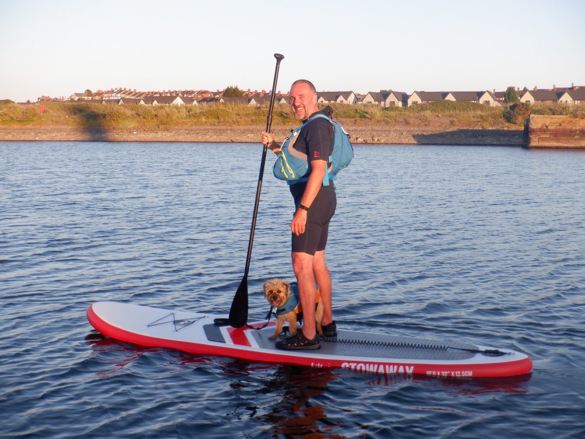 Majorkayaking's tweet photo. It'll soon be the summer holidays now - book your SUP and kayaking lessons and meet Layla the amazing floating mutt!

info@valepaddlesports.co.uk

@p8d_bythesea @gem_news @carolvorders @funharbour @BarryIslandSpo1 @barryislandsurf @_BARRYISLAND_ https://t.co/n3icpZy6k4
