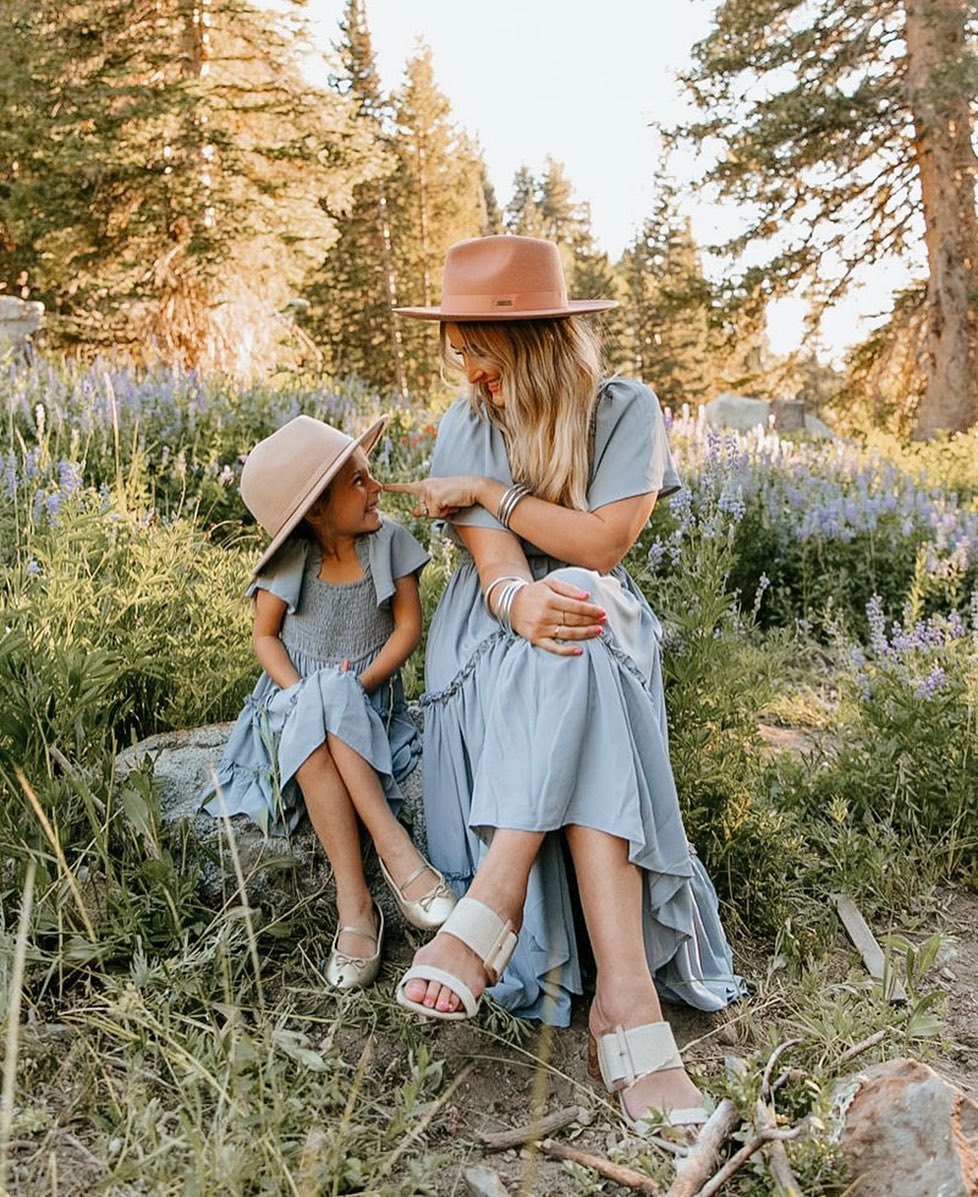 Did you know that July is National Independent Retailer Month? 🛍️ Asheville Mall is home to a variety of proud local business owners including Boho Lady Boutique! Come by and show your support this month! ✨