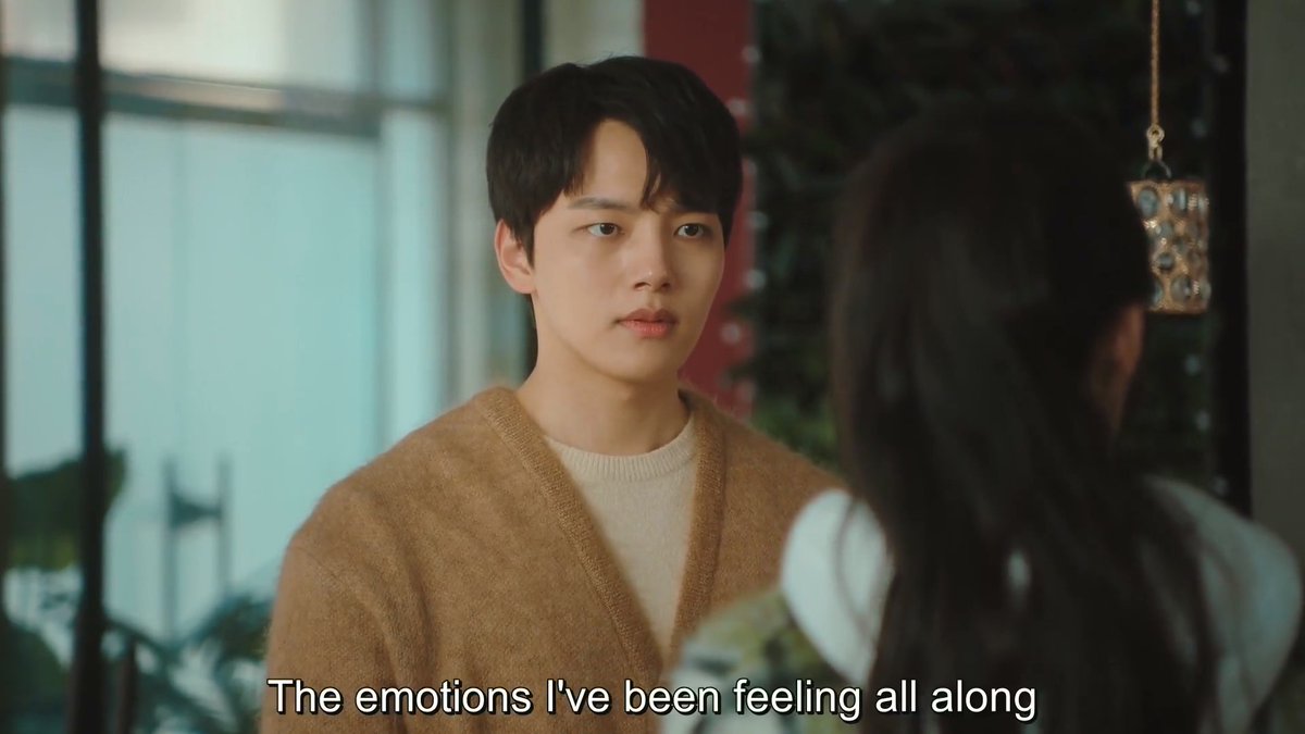 kdramadaisy's tweet photo. now he's sure that he's linked to her after they play rock paper scissor, just like his twin sister.
#Link
#LinkEp2 https://t.co/WgNsW3Hdbw