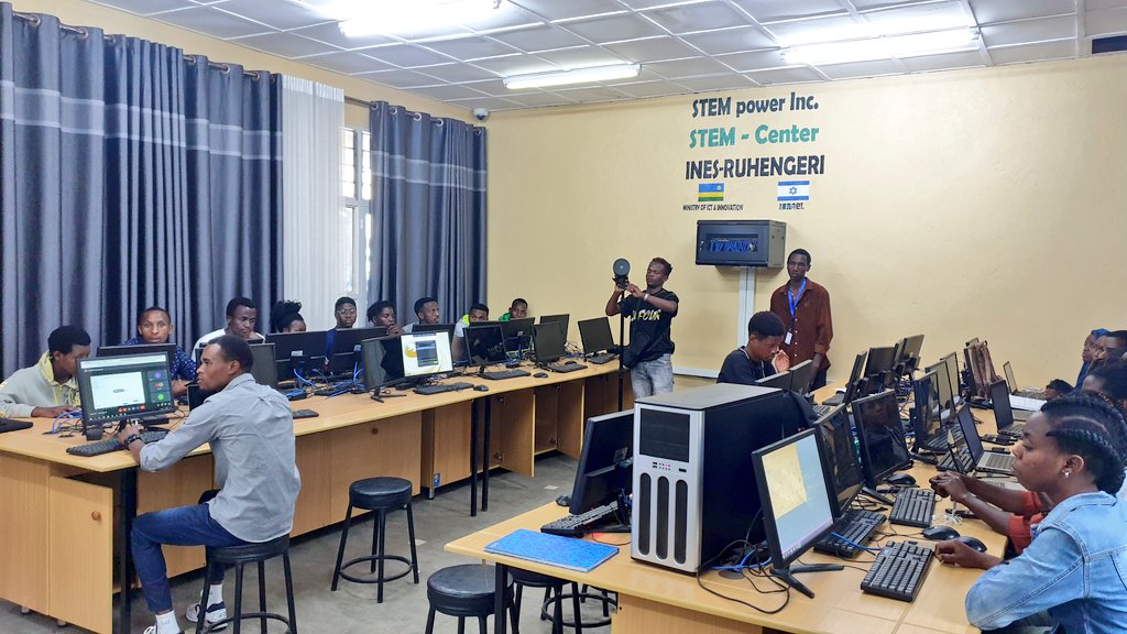 AmbRonAdam's tweet photo. Yesterday I visited @INES_Ruhengeri STEM Center, one of the four centers established by @stempowerusa, and @IsraelinRwanda.
The center is accessible to Ines students, school children and the community around. It intends to bridge the digital gap and foster innovation.
@Rwanda_Edu https://t.co/RkIzYicokp