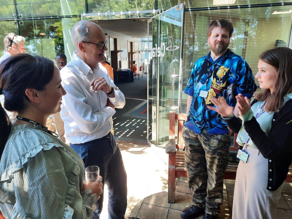 Interesting visit to <a href="/CefasGovUK/">Cefas</a> today. 🐟 Really great to discuss the importance of science capability in government and ensuring policy is evidenced by science with the students and early career scientists I met.