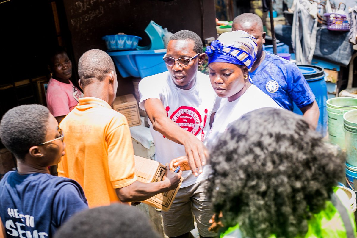adetolafaruk's tweet photo. I spend majority of my time when I'm not working donating, volunteering and advocating with @foodclique lending my voice against Hunger in our community. 
So far it's been nice and satisfying but more hands need to be on deck.
Support @foodclique to reduce the effect of Hunger https://t.co/LSzrqMGaOR