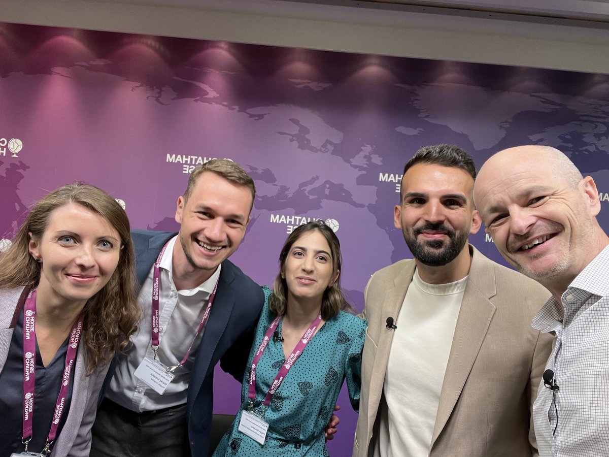 Super energetic plenary ⁦<a href="/Belvedere_Forum/">Belvedere Forum</a>⁩ this morning on youth activism in Poland and the UK. Youth ‘screaming to be heard’ and they were today ⁦<a href="/ChathamHouse/">Chatham House</a>⁩ Thanks ⁦<a href="/metecoban92/">Mete Coban MBE</a>⁩ ⁦<a href="/MissMoulana/">Pegah Moulana</a>⁩ ⁦<a href="/MaciejAntosiak/">Maciej Antosiak</a>⁩ ⁦⁦<a href="/ukinpoland/">UK in Poland 🇬🇧🇵🇱</a>