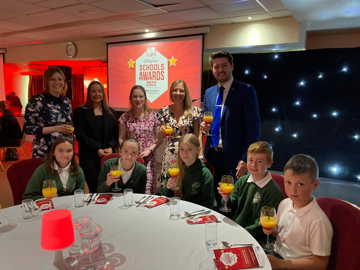 Summerseat_mps's tweet image. So excited to be at the MEN School Awards with our wonderful representatives from our school councils. #MENschools2022