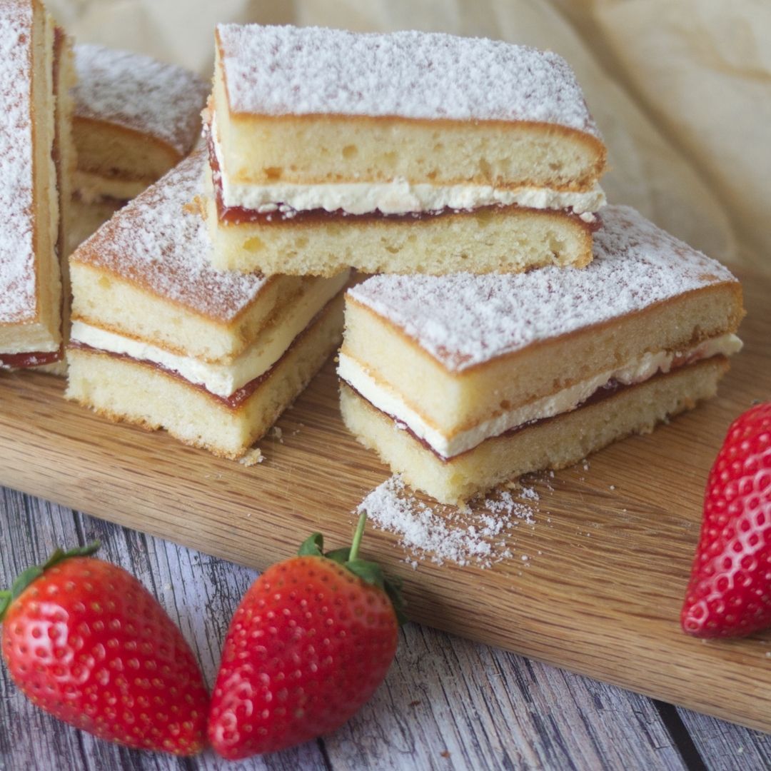 Can't believe that #wimbledon2022 is nearly over, always seems to go so quickly!

We can't wait for the finals...we will of course be tucking into some #strawberries and maybe a classic slice of Victoria sponge traybake.

#tennis #foodies #weekendvibes