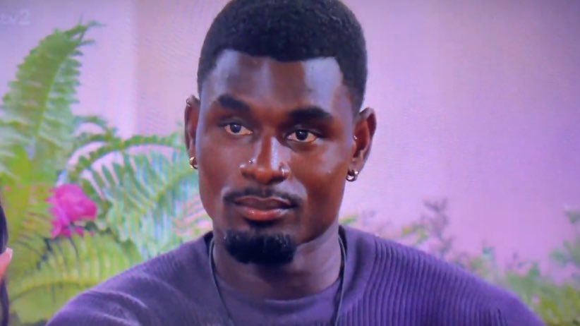 vee2190's tweet photo. When you get a whiff of Jacques undies #LoveIsland https://t.co/e56VYSg7G6