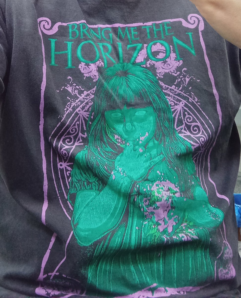 OiCreitin's tweet photo. A música nova do BMTH - sTranGeRs tá sensacional!🤘🤘 Pra quem gosta ou quer conhecer, segue o link:
https://t.co/PSTQ2cP2J2 https://t.co/FHSIjdftXu