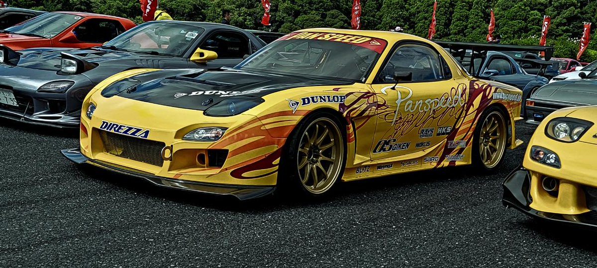 pan_speed's tweet photo. ロータリー魂2022お疲れさまでした!
今回は白と黄のワイドなRX7を二台展示していました!
なにか、ご相談などあれば気軽にお電話などお待ちしております!
#ロータリー魂 
#ロータリー魂2022 
#ロータリー魂で会いましょう 
#7の日に7を貼れ 
#RX7 https://t.co/bxv9NPjQgF