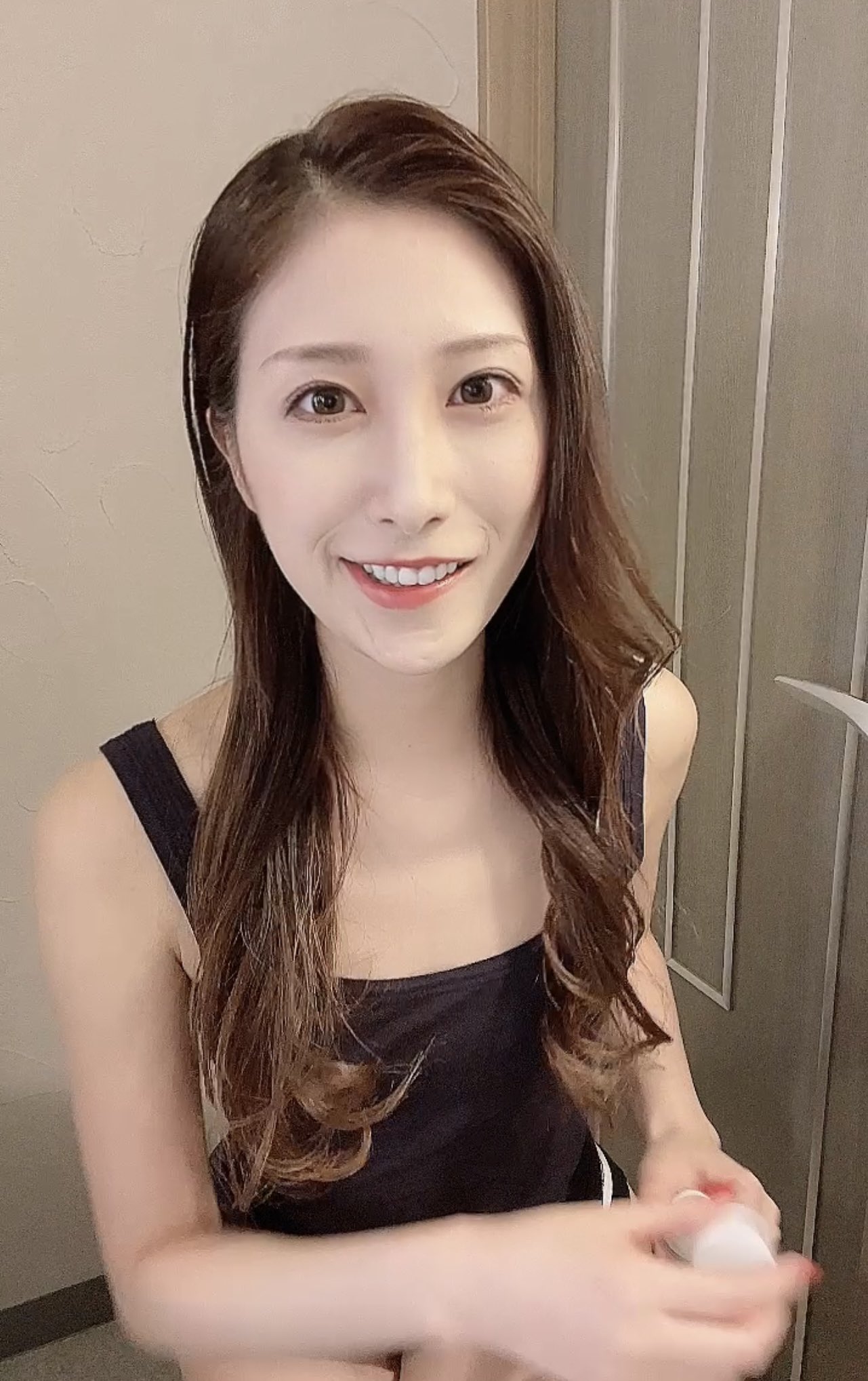 MARI on Twitter: "Today’s vlog🥳🥳 撮影前の化粧中Vlogです 💟Onlyfans💟 https://t.co