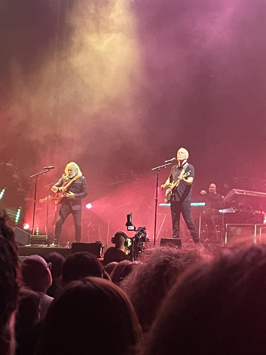 nahasteele's tweet photo. @curtsmith Absolutely brilliant night,loved every minute of it https://t.co/v5CXnC7mFs