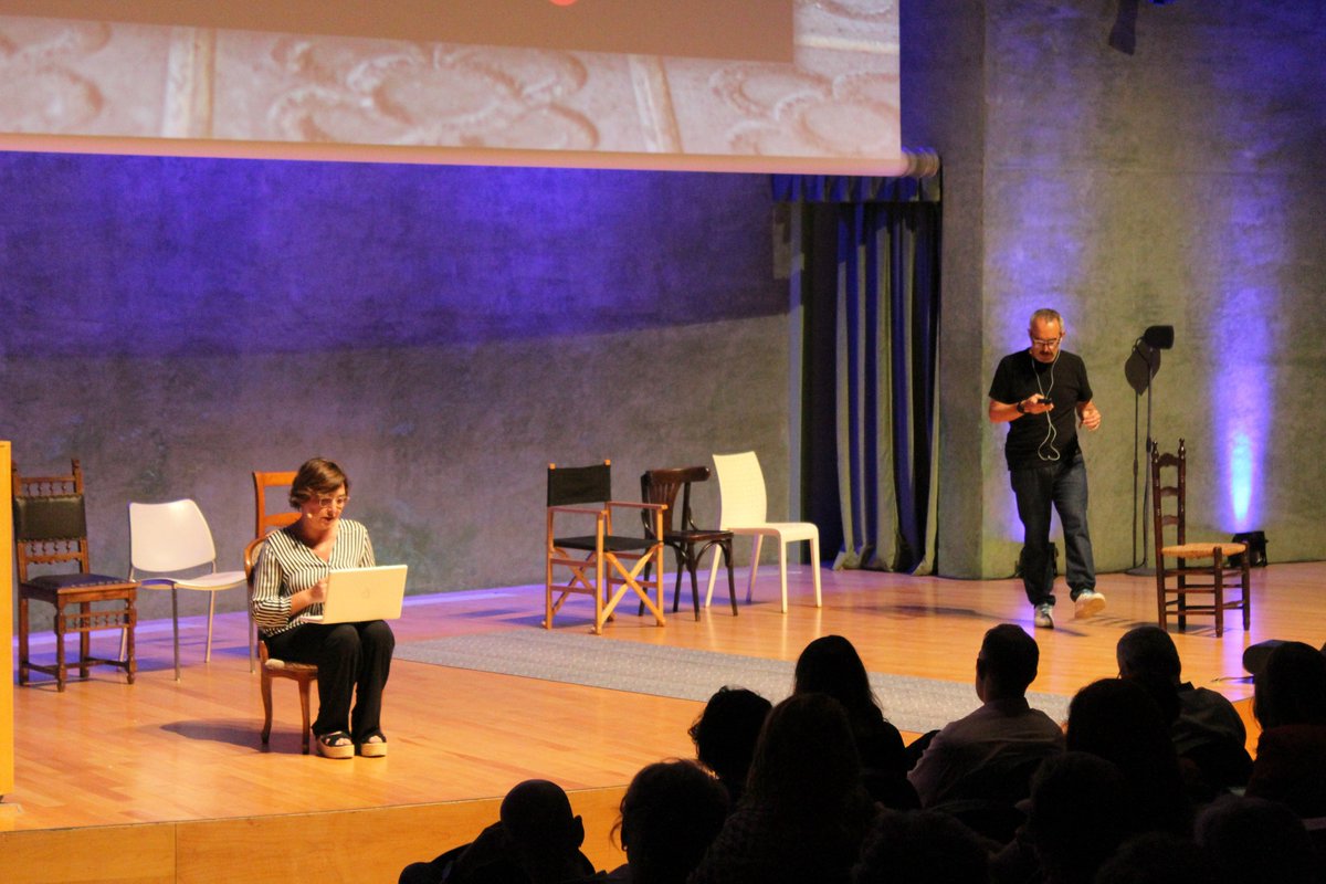 tunstall_es's tweet photo. 👏 #VinclesBCN, servicio del @bcn_ajuntament gestionado por @tunstall_es, celebró 5 años con un acto de reconocimiento en el que fue puesto en valor por el regidor Joan Ramon Riera (@joan_r_riera); Simon Day, de @BloombergDotOrg; y Conchi, representando a las personas usuarias. https://t.co/OjBHJZZJN8