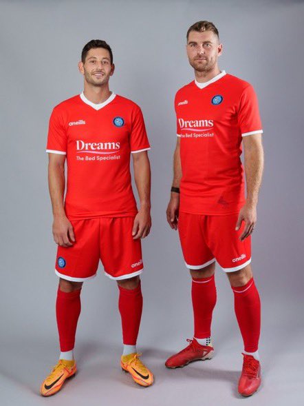 Honest thoughts on the 22/23 Kits…

Can’t stand that we don’t have a physical badge on the fabric. Having it pre-printed on the shirt reminds me of fake shirts I’d buy on holiday.

The collar doesn’t suit the kit, nor does it fit.

The less said about the Away, the better… 😒