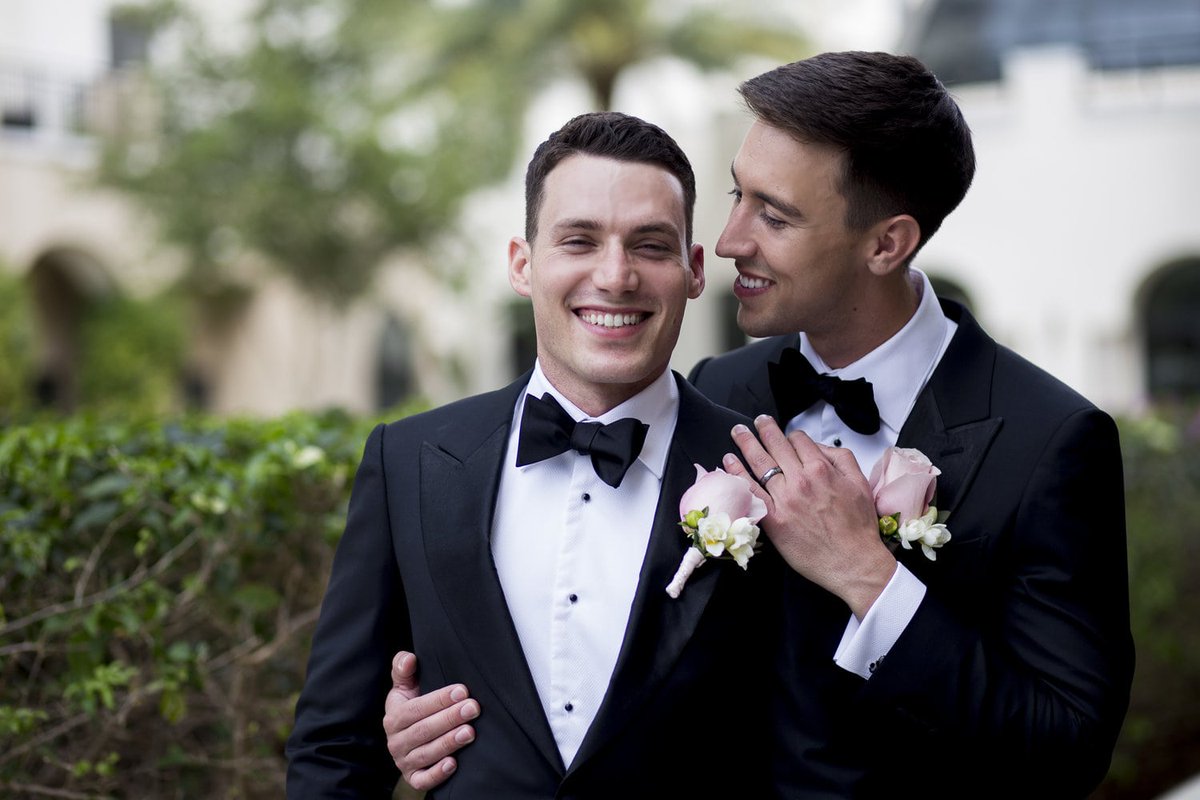 windows_lake's tweet photo. If you’re on the search for beautiful LGBT-friendly wedding venues around the world, we have just what you need!

Choosing your wedding venue can be both exciting and stressful at the same time.

Visit: https://t.co/YrOCriPmFb

#lgbtweddings #lesbianwedding #lgbtq #femmelesbian https://t.co/vZgR917lC0